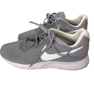 Nike Womens Tanjun 812655-010 Gray Running Shoes Sneakers Size 8.5